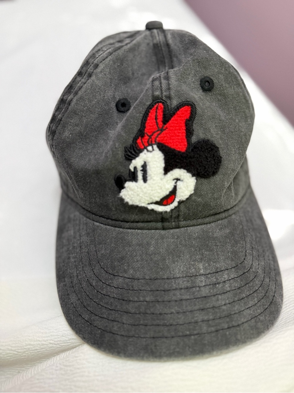 Disney Minnie Mouse Gray and Red Embroidered Cap